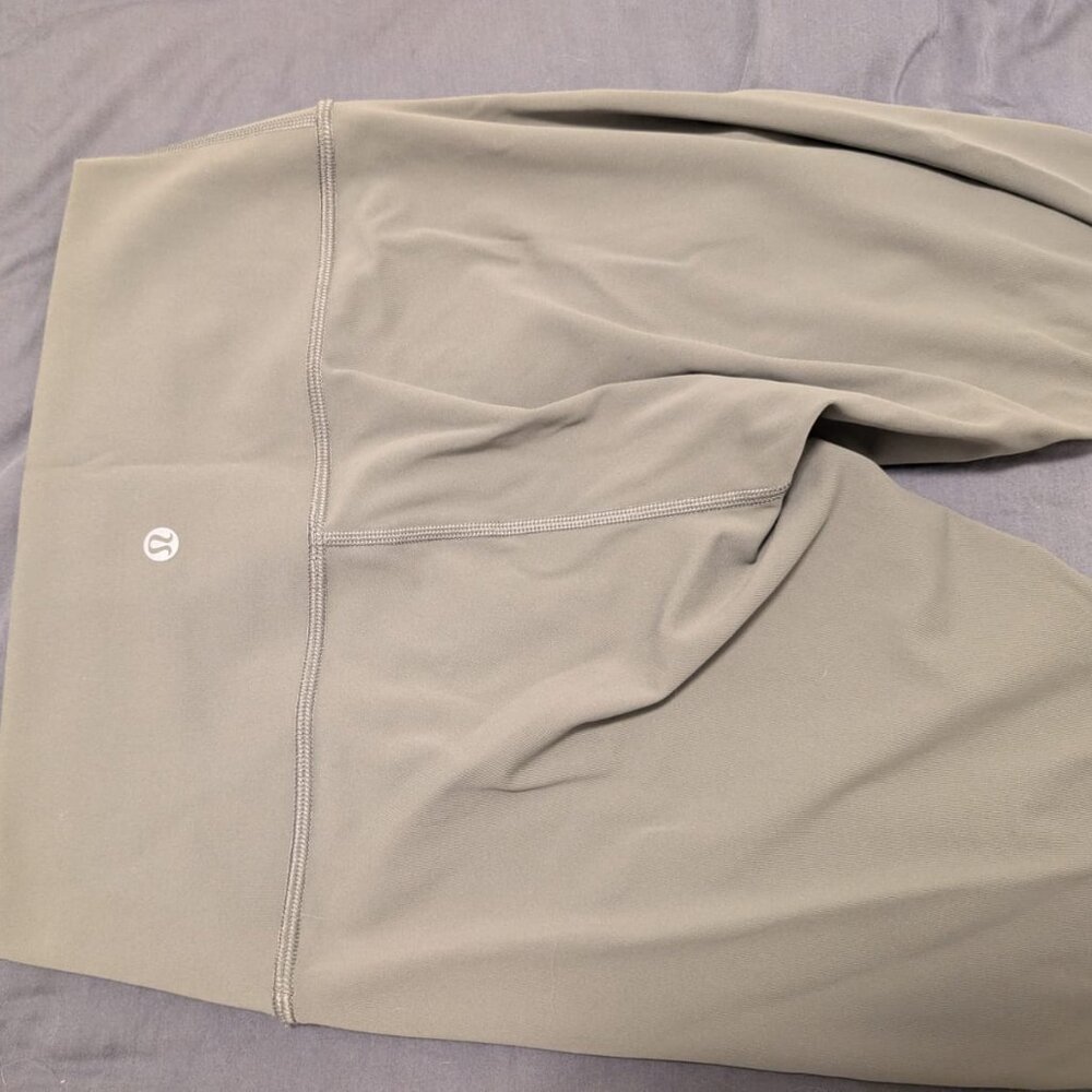 Align legging - Lulumeon - Sage - size 6